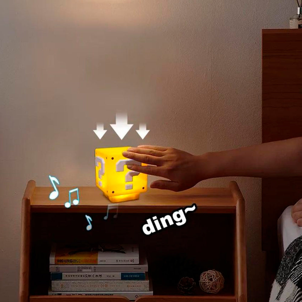 LÁMPARA CUBO CON SIGNO DE INTERROGACIÓN SUPER MARIO BROS.